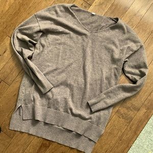 Viscose and poly sweater - more warm than shoes in color